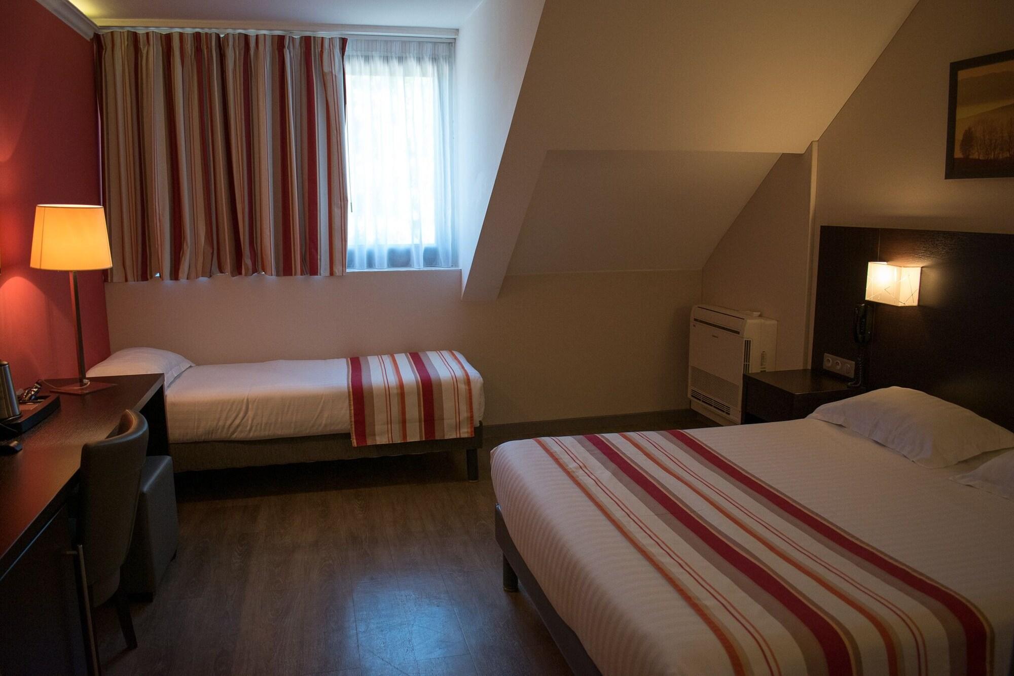 Contact Hotel Be Guest Limoges Sud Εξωτερικό φωτογραφία