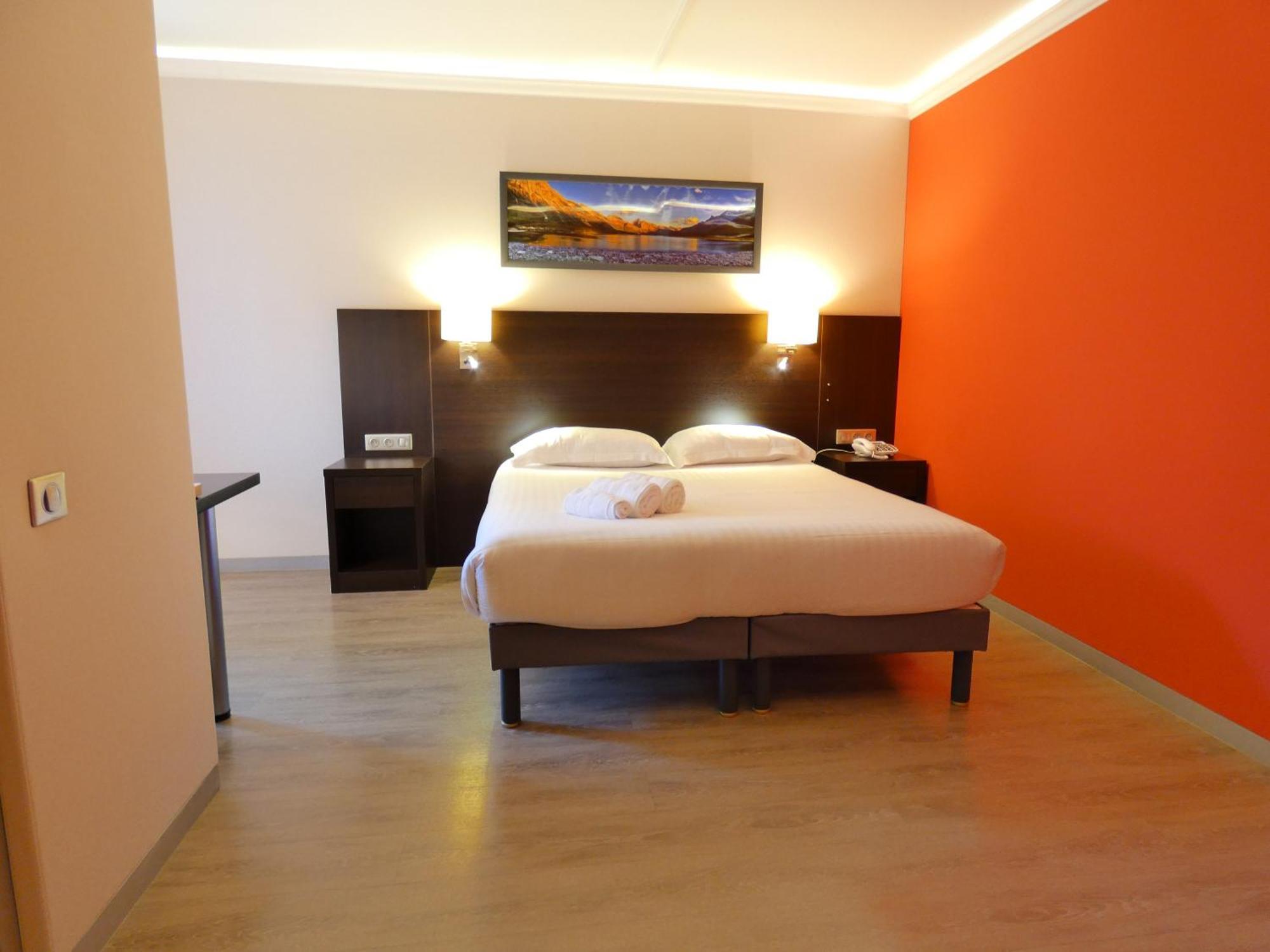 Contact Hotel Be Guest Limoges Sud Εξωτερικό φωτογραφία